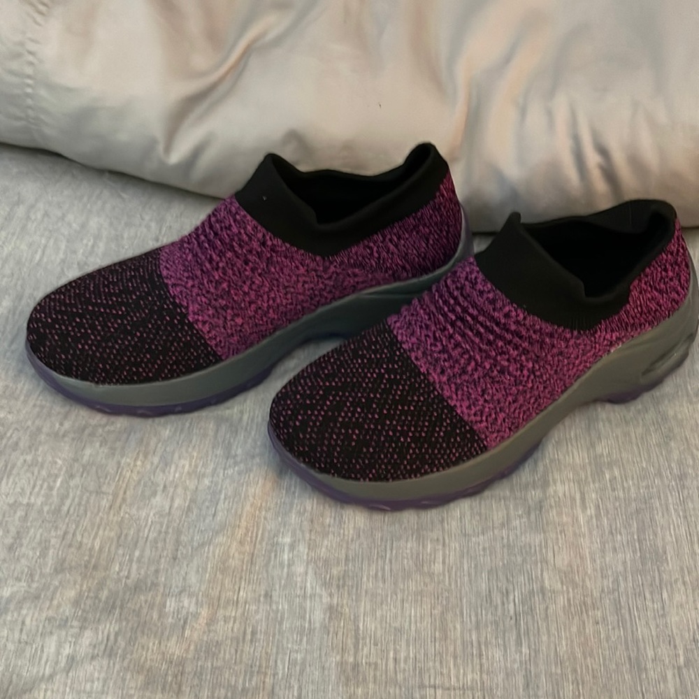 New Cute Slow Man Shoes w/out Box